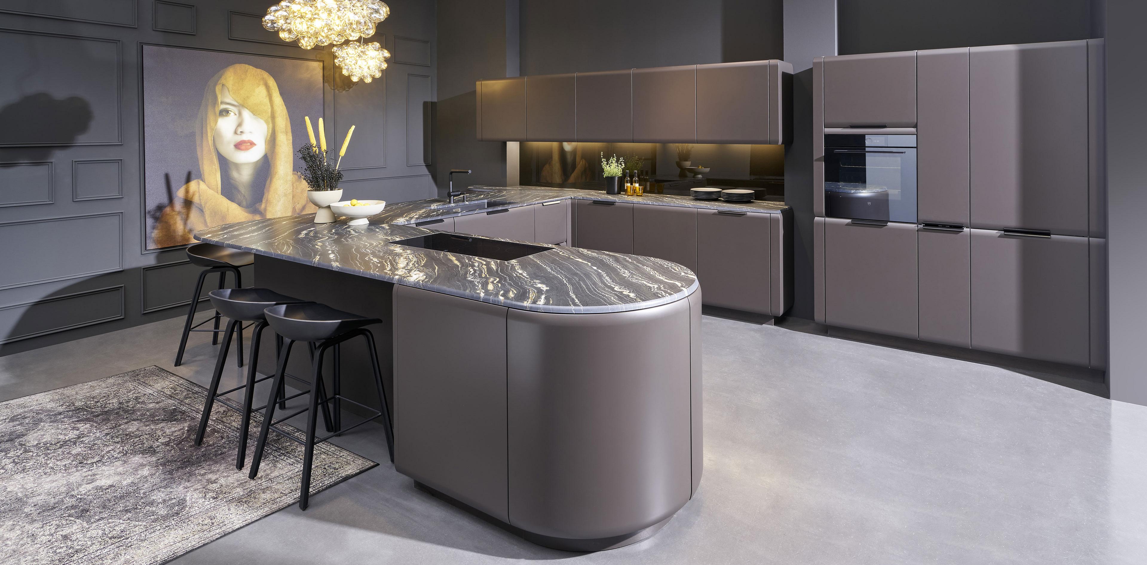 Küche vereint matte Eleganz & Ästhetik - Modern - Kitchen - Frankfurt - by  WEKUmat Küchenwerk