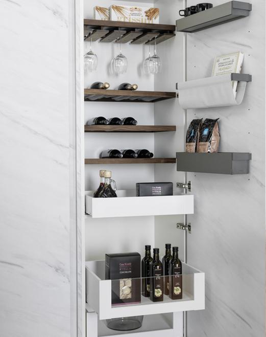 RAT_Website_2020_Ausstattung_passe_par_tout_Hochschrank