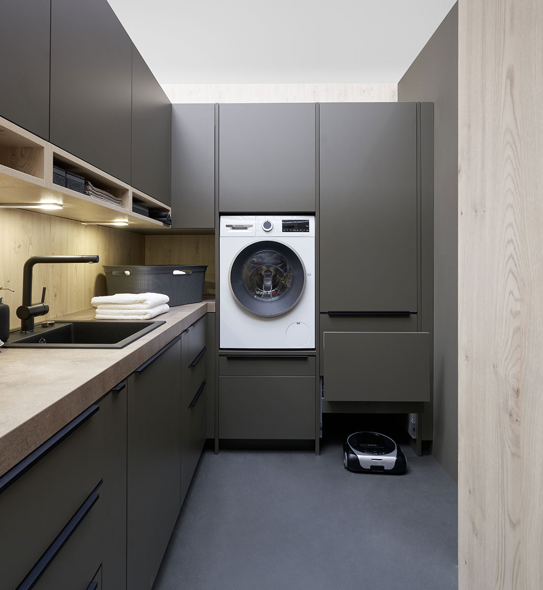 2021_RAT_Website_kuechen_appartement_HWR_content_2_slide01
